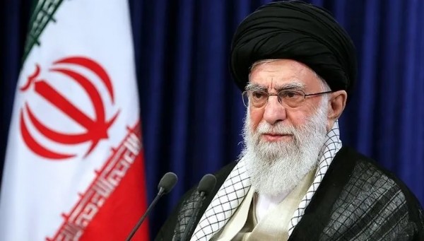 Pentagon Askeri Seçeneklere Hazır! Trump'tan İran'la Görüşme Sinyali